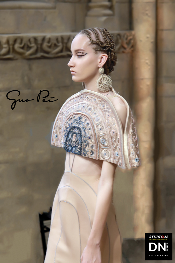 PARIS FASHION WEEK Couture 2018 - GUO PEI Collection L'Architecture FW 2018-19 - Media Partner dDN MAG, DN AFRICA -STUDIO 24 NIGERIA - PR JACQUES BABANDO COMMUNICATION