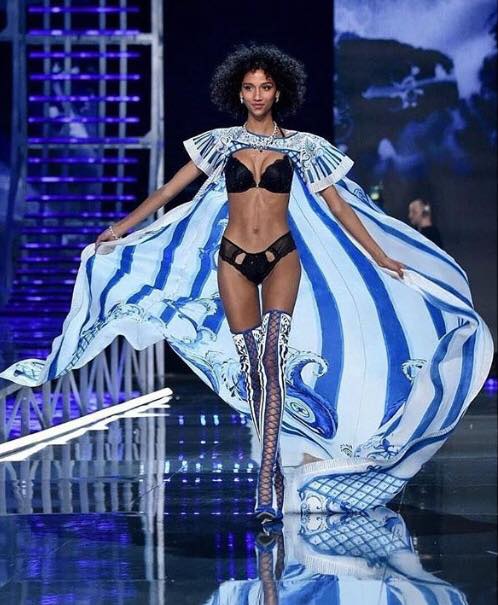 AFRICAN FASHION STYLE MAGAZINE - AIDEN CURTISS FOR Aiden Curtiss Victoria’s Secret FASHION SHOW in Shanghai / China Nov 20 , 2017 -DN MAG, DN AFRICA -STUDIO 24 NIGERIA - STUDIO 24 INTERNATIONAL