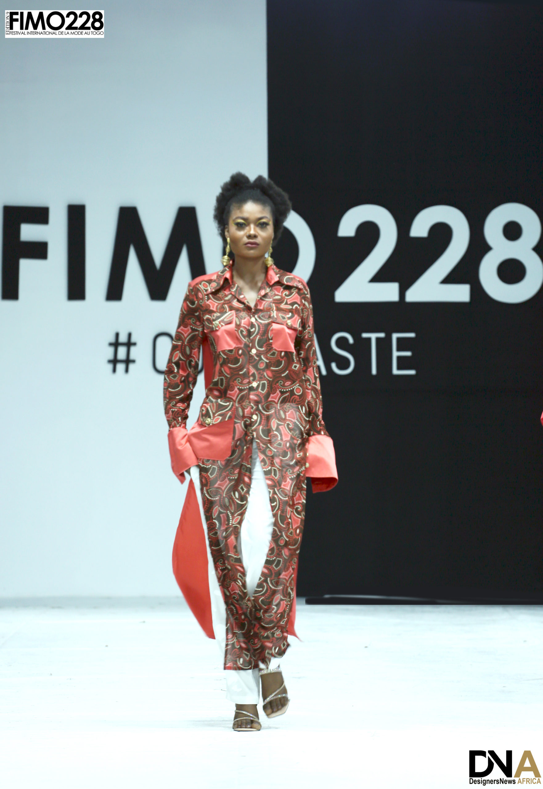 BEST AFRICAN MAGAZINE-FIMO-228-EDITION-9-2022-DEFILE-CLASSIQUE-DESIGNER-THE-MAN-Michelle-Ange-NACTO-DN-AFRICA-DNA-INTERNATIONAL-MEDIA-PARTNER-MD0A0252