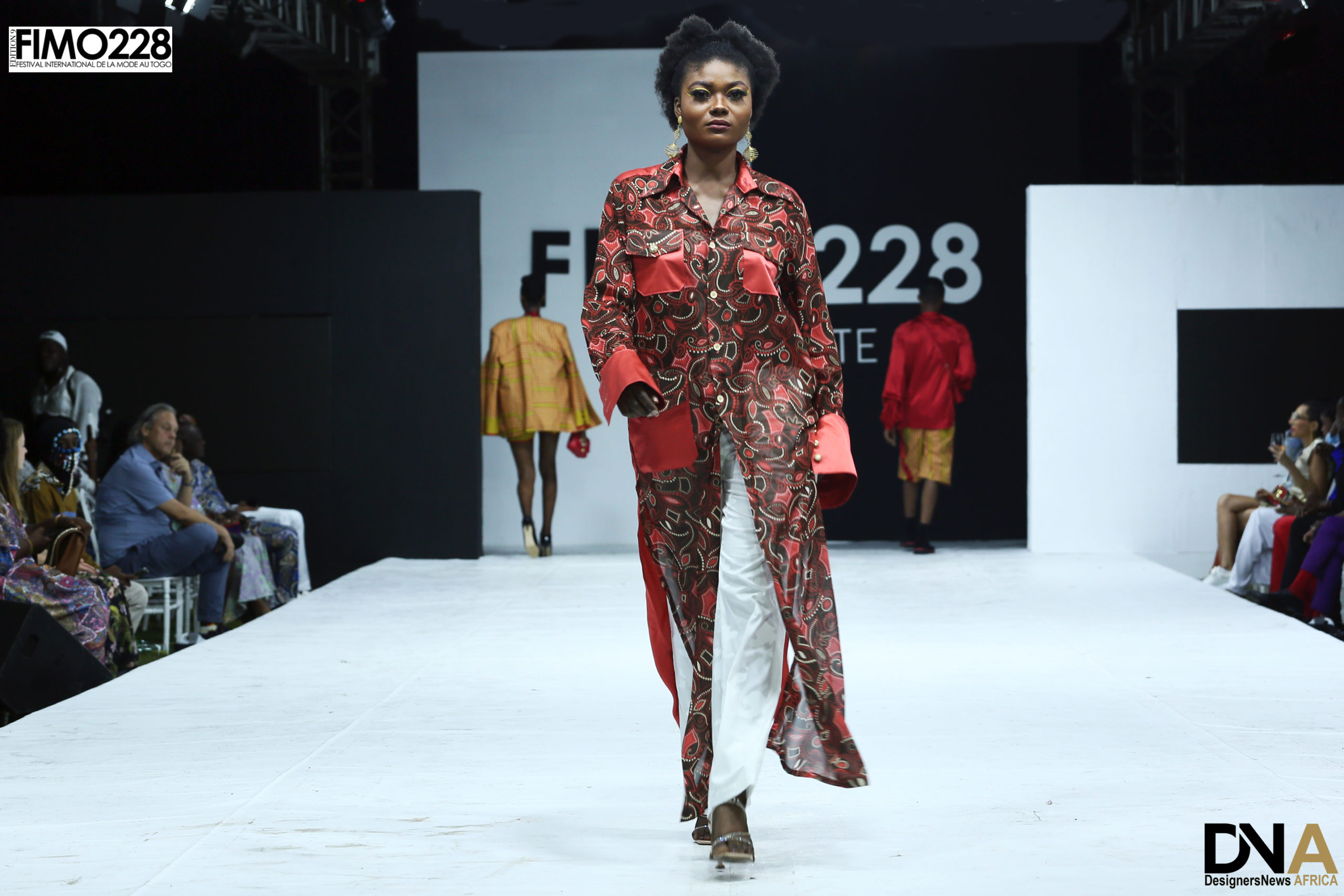 BEST AFRICAN FASHION MAGAZINE-FIMO-228-EDITION-9-2022-DEFILE-CLASSIQUE-DESIGNER-THE-MAN-Michelle-Ange-NACTO-DN-AFRICA-DNA-INTERNATIONAL-MEDIA-PARTNER-MD0A0259