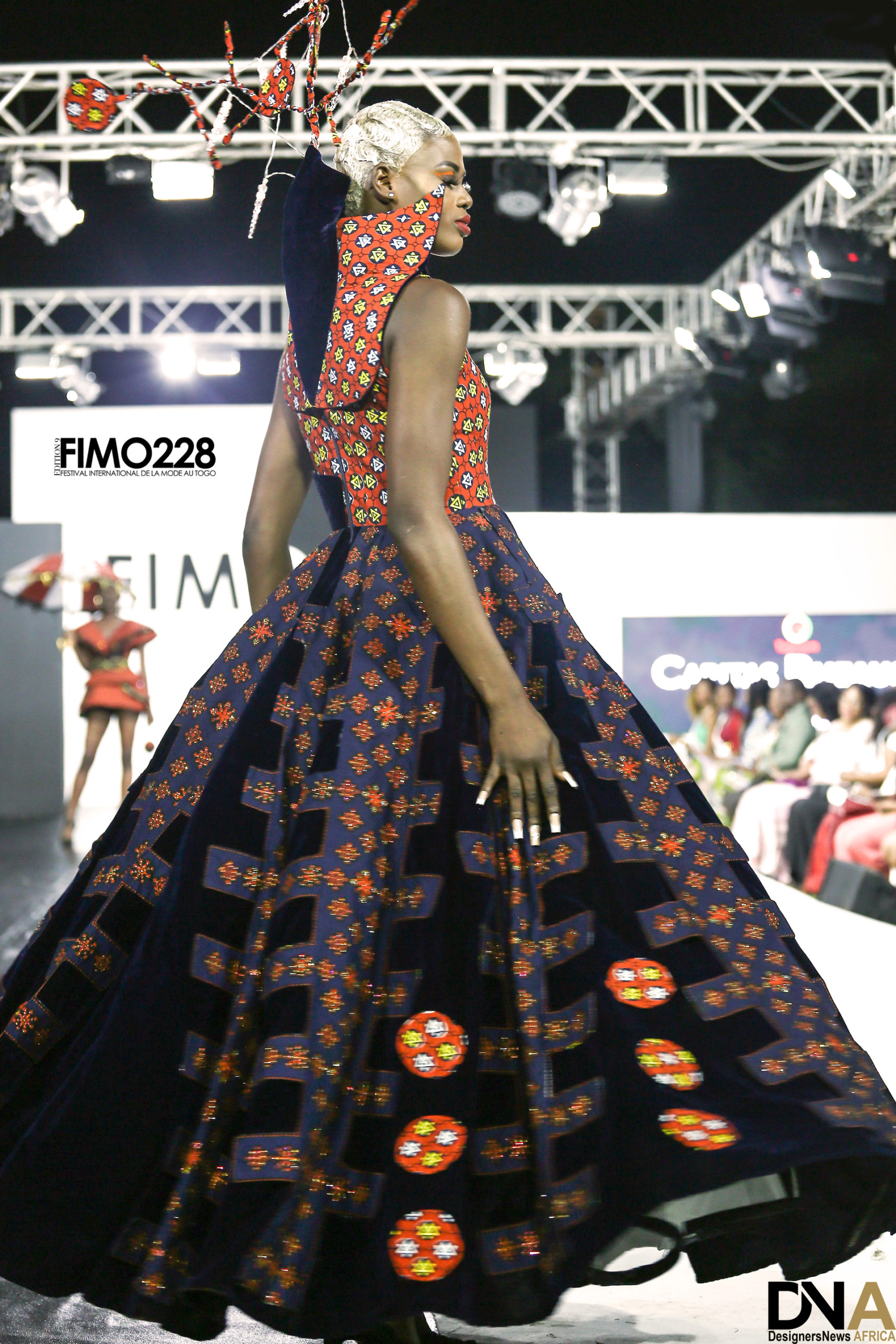 FIMO-228-EDITION-9-DESIGNER-Caritas-Rheaussa-by-Reine-ADOKOU-Model-Celine-Minet--Rosalie-Sofrani-DN-A-INTERNATIONAL-Media-Partner-MD0A5790