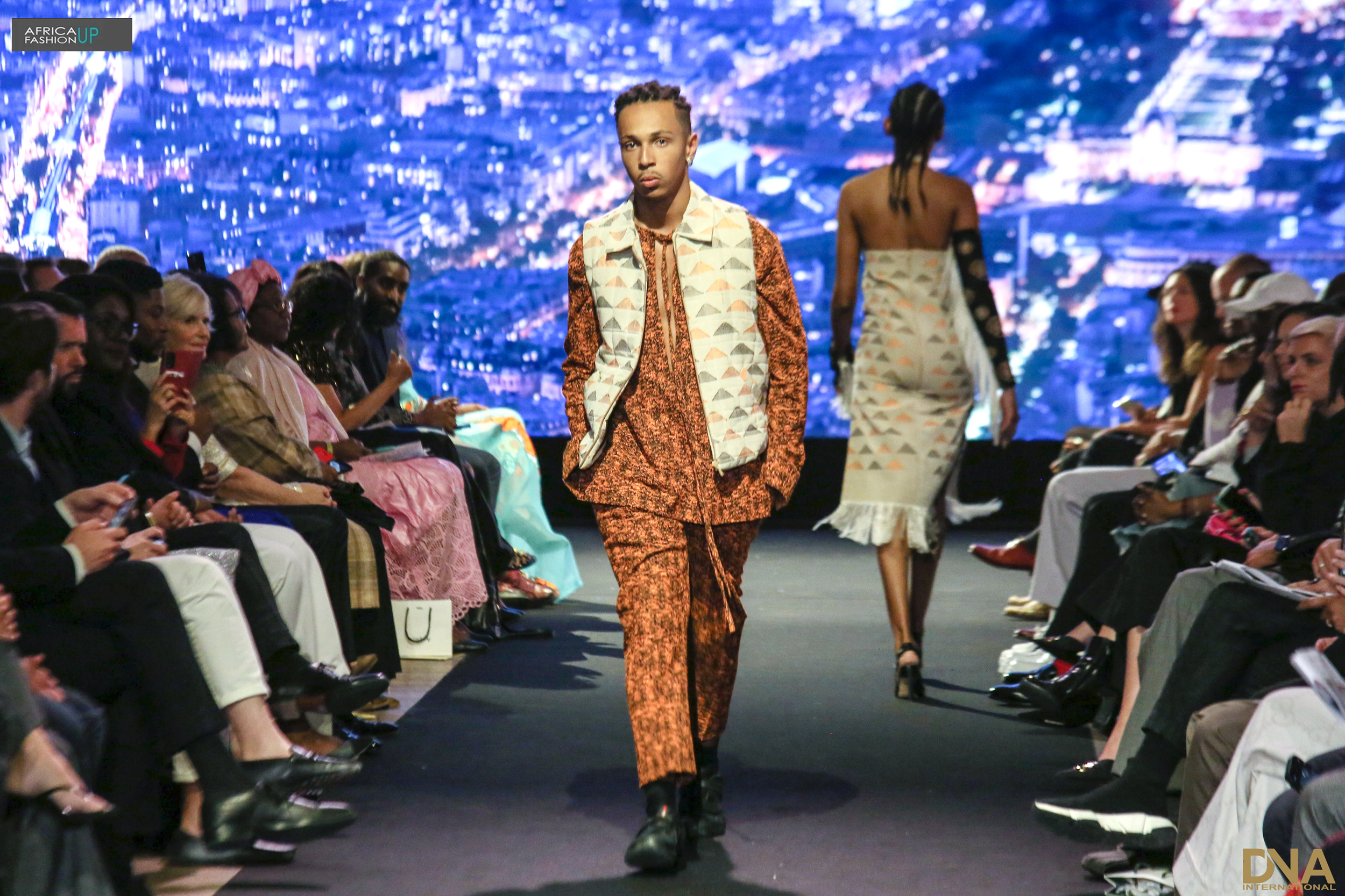 AFRICA-FASHION-UP-EDITION-2-EMMANUEL-OKORO-AWARNED-DESIGNER-2021-DN-AFRICA-DNA-INTERNATIONAL-MEDIA-PARTNER-MD0A1636