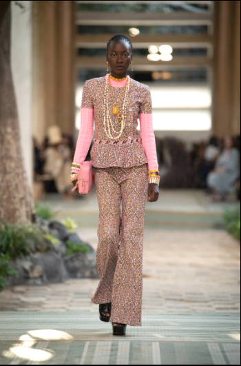 CHANEL - DAKAR FASHION SHOW -Métiers d'art 2022/23  - LOOK 13