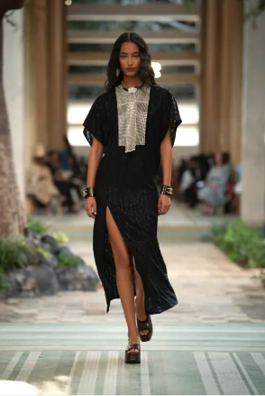 CHANEL - DAKAR FASHION SHOW -Métiers d'art 2022-23  - LOOK 62