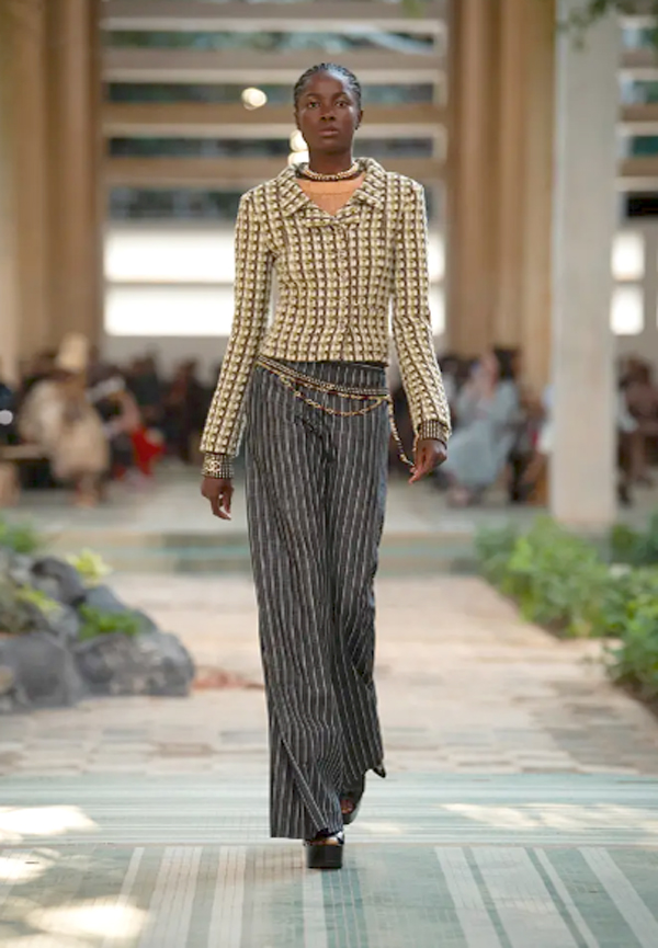 BEST AFRICAN FASHION MAGAZINE-Métiers-d'Arts-show-Chanel-Look-1