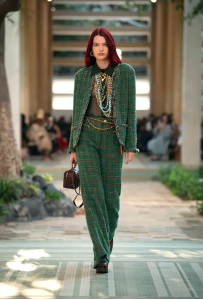 BEST AFRICAN FASHION MAGAZINE-Métiers d'Arts show - Chanel  SS2022-23 - Look 3