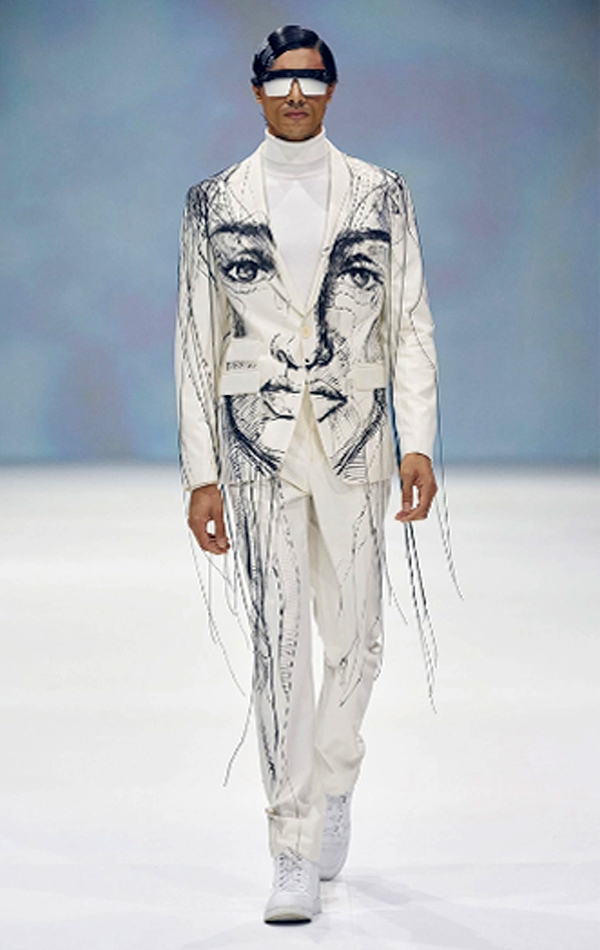 Michael Cinco - Spring Summer-2023 - Dubai Fashion Week by Arab Fashion Council - LOOK-8