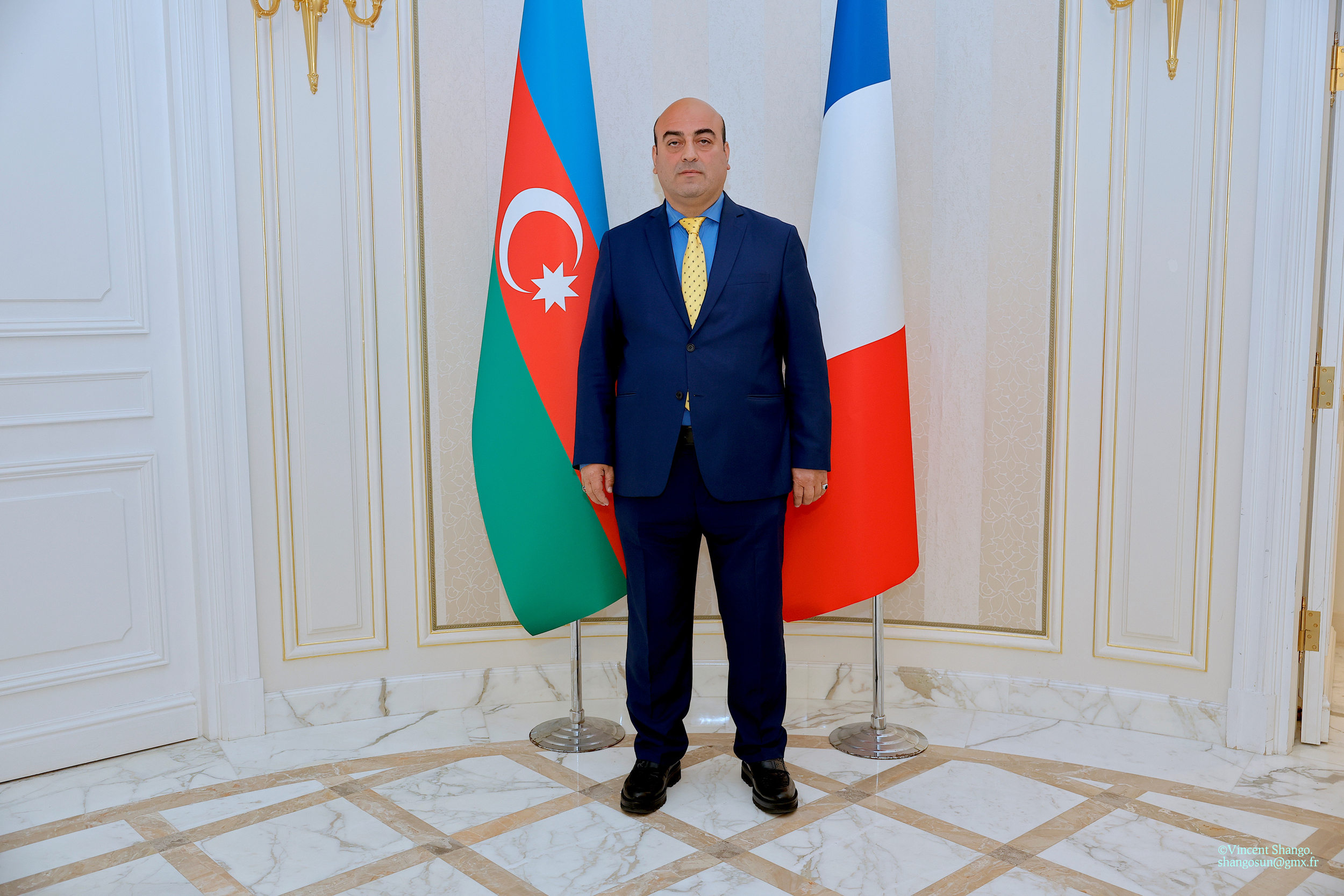 100-Moments-of-Heydar-Aliyev's-Life-book-Emin-Nasirli-is-the-author-and-editor-of-Mon-Azerbaïdjan-Magazine