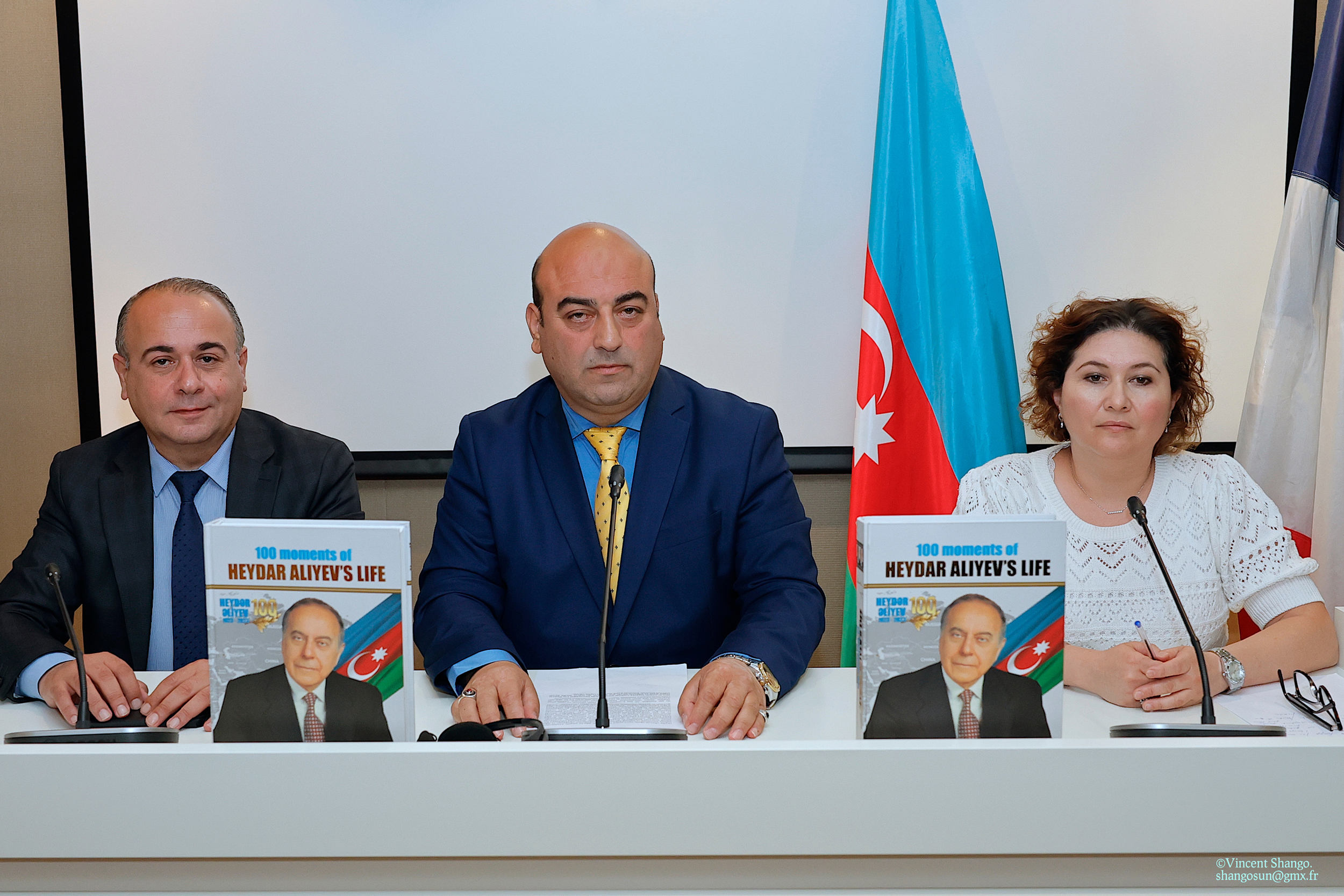 Paris hosts presentation-of 100 Moments of Heydar Aliyev’s - Life book -Ayaz Gojayev, Chargé d'Affaires of the Embassy of Azerbaijan- Emin Nasirli - the-Author and editor of Mon Azerbaïdjan Magazine -Aytan-Mouradova vice-president of the Association Dialogue France Azerbaìdjan -Nigar Vekilova, translator