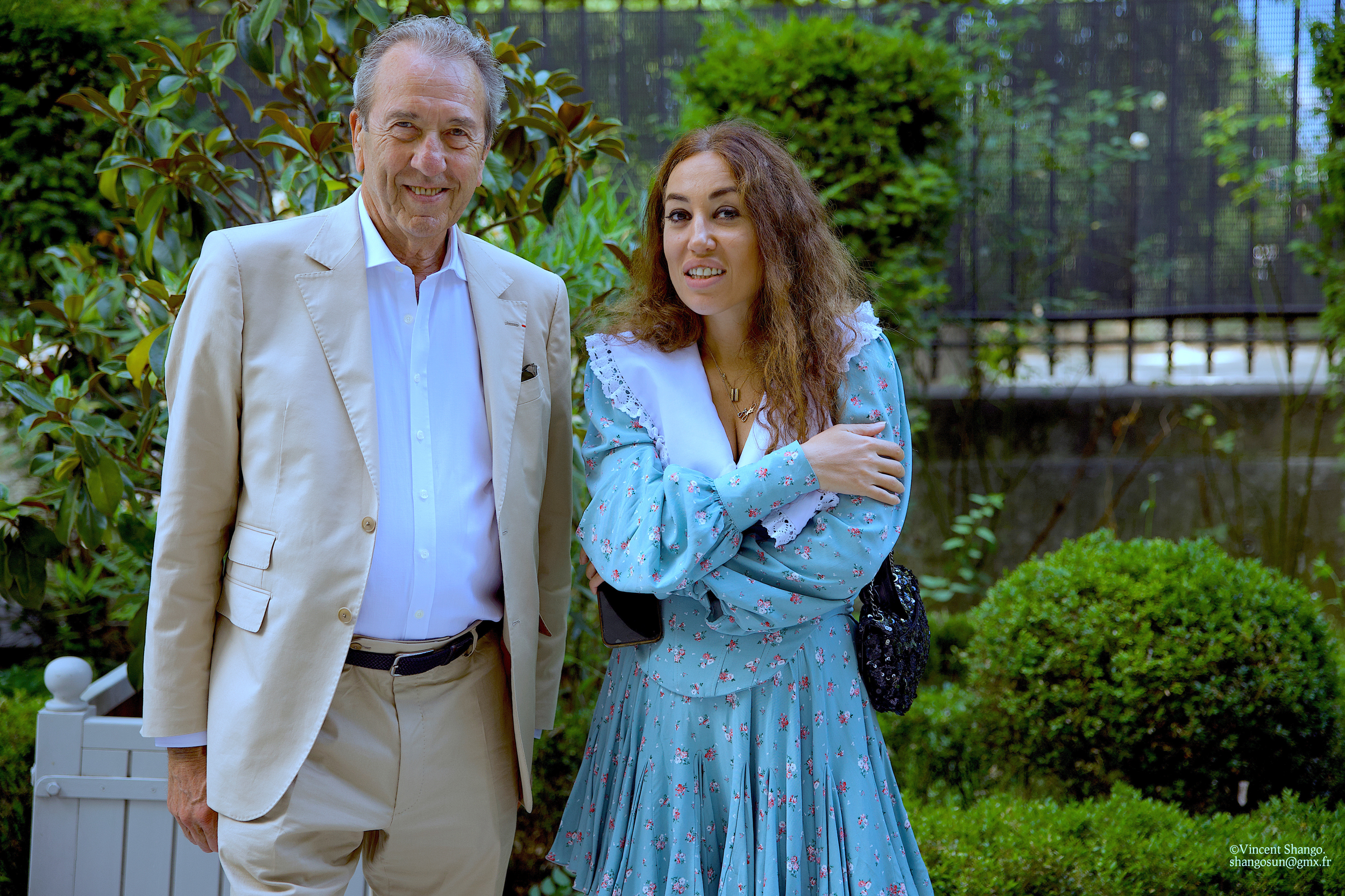 100 Moments de la vie de Heydar Aliyev - Emin Nasirli - l'auteur et rédacteur en chef de Mon Azerbaïdjan Magazine - Service culturel de l'Ambassade d'Azerbaïdjan  - Aytan Mouradova, vice-présidente de l'Association Dialogue France Azerbaìdjan - Album Spécial Guest