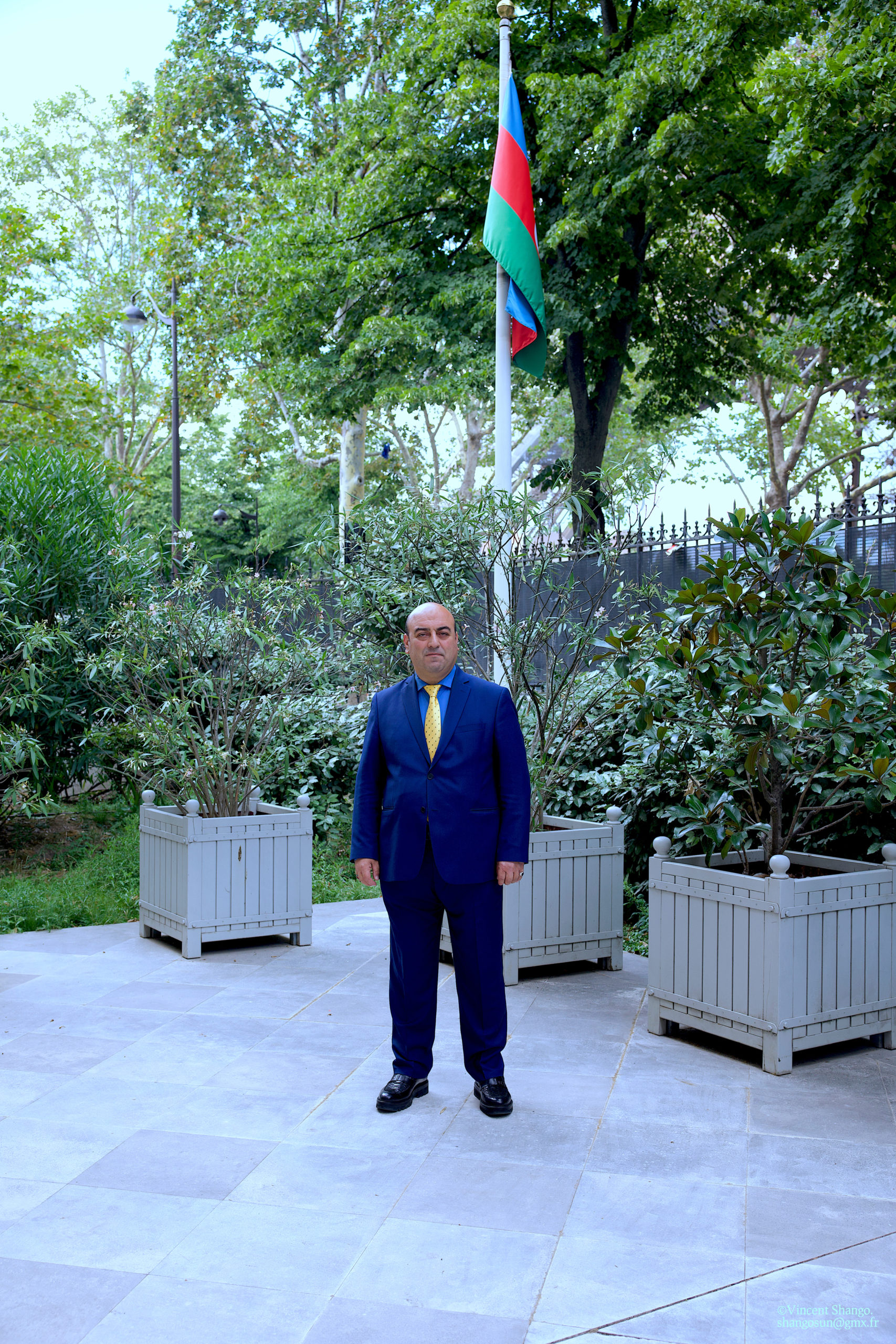 100 Moments de la vie de Heydar Aliyev - Emin Nasirli - l'auteur et rédacteur en chef de Mon Azerbaïdjan Magazine - Service culturel de l'Ambassade d'Azerbaïdjan - L'Association DIALOGUE FRANCE AZERBAÏDJAN invite à une table ronde Littéraire