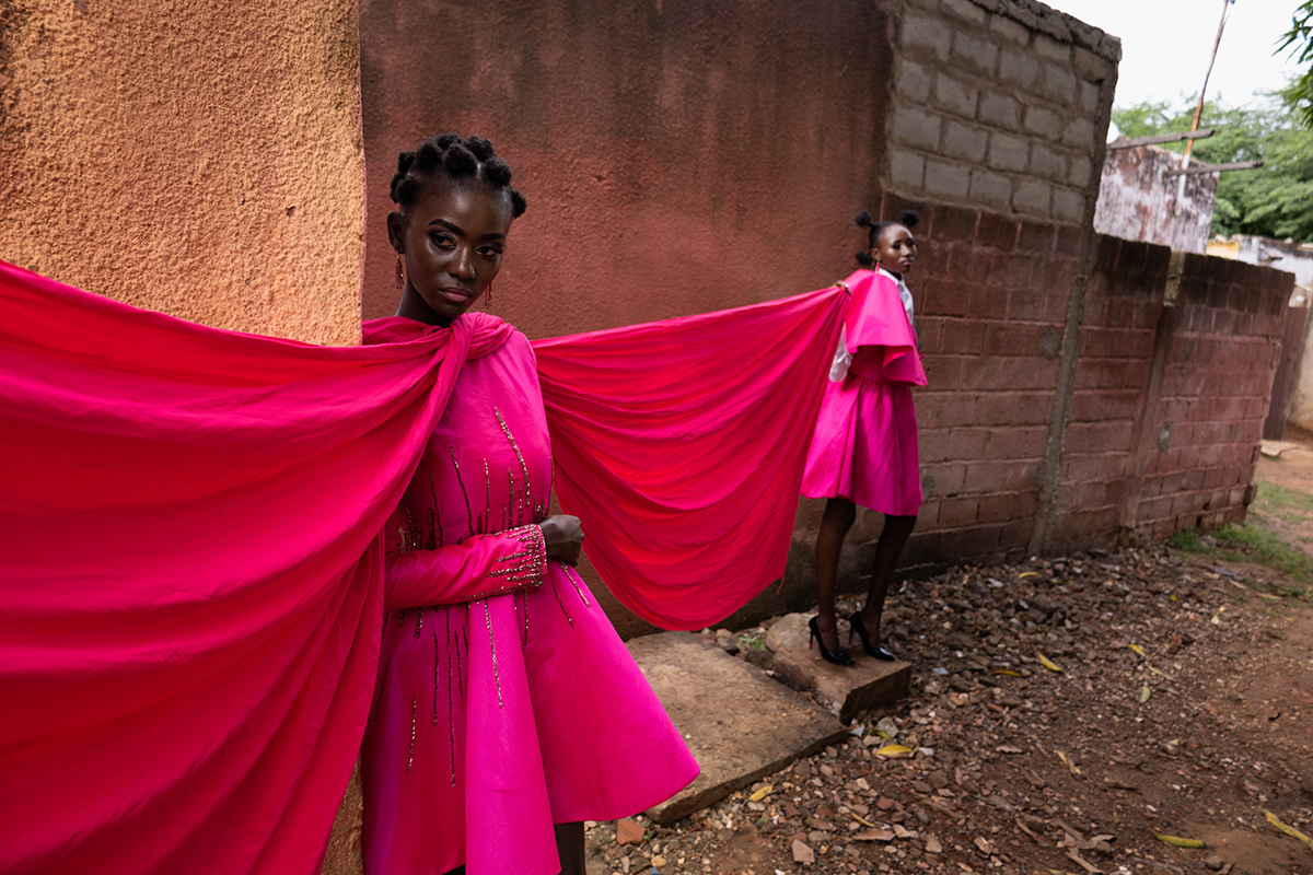 Octobre-Rose-2022-Talented-Marina-Boucal-International-Model-from-Senegal-in-company-of-Bella-Penda-Picture-by-Khaled-Fhemy-Mamah-Design-Romzy-Studio-DN-AFRICA Media Partner