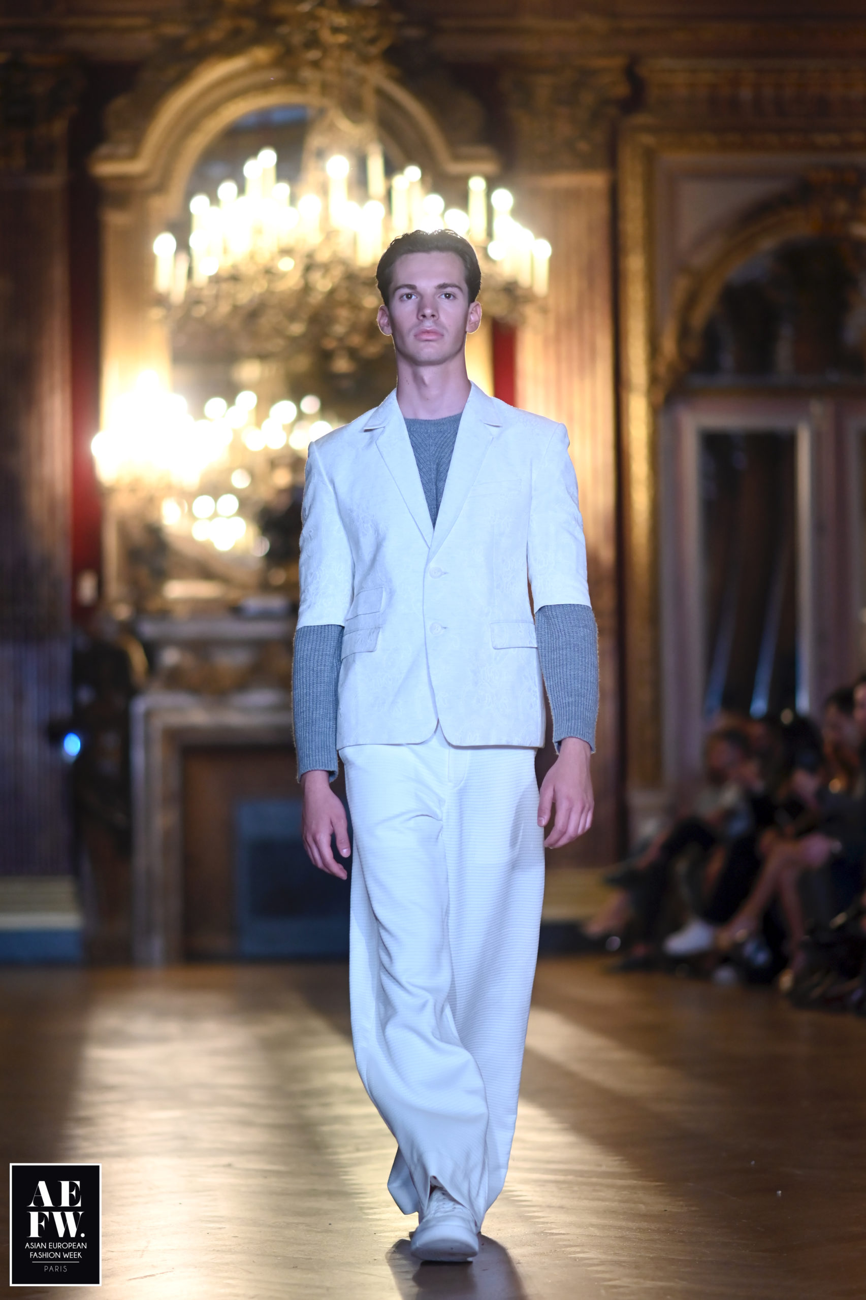 MICHAEL-CINCO-Collection-RTW-SS24-MC-SOLO -Westin-Paris-Vendôme-Photographer-Guy-LANDRY