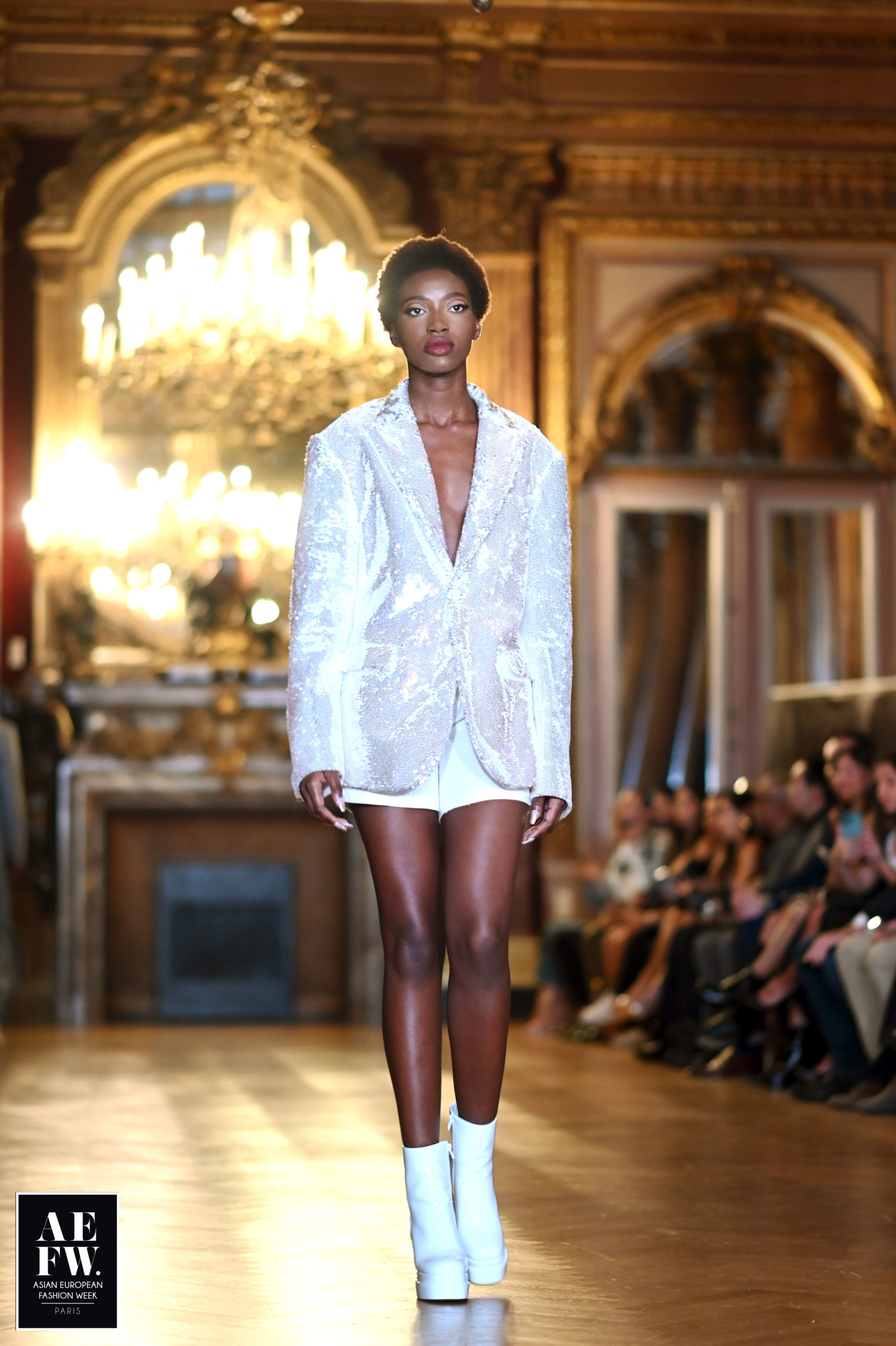 MICHAEL-CINCO-Collection-RTW-SS24-MC-SOLO-Westin-Paris-Vendôme-Photographer-Guy-LANDRY