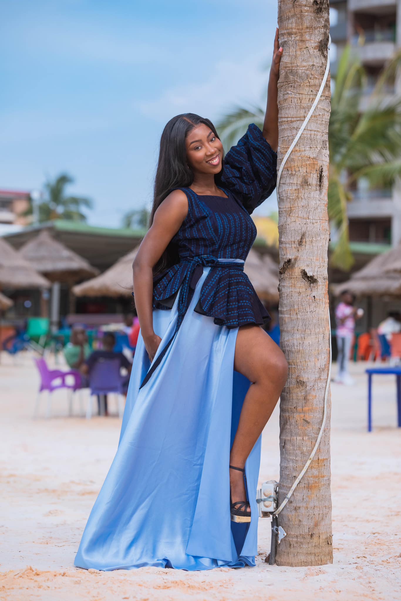 Miss Fatima Kone habillée par KAADE Collection contenu local Miss Guinée Office National des Loisirs Guinée Branding National de Guinée