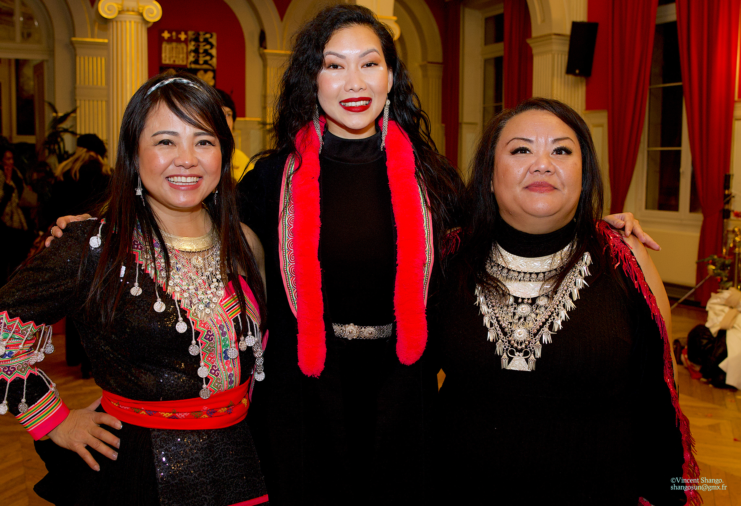 LAO-Fashion-Week.-2023-Lao-Fashion-Festival-in-Paris - Photographe Vincent SHANGO - Cameraman Charles JACKOTIN