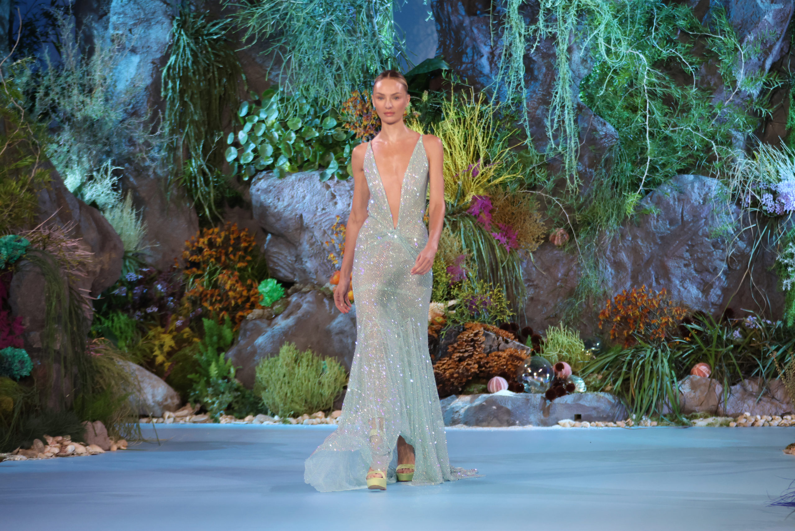 Candice Swanepoel in a CELIA KRITHARIOTI SS24 COUTURE COLLECTION - Collection DEEP SEA 