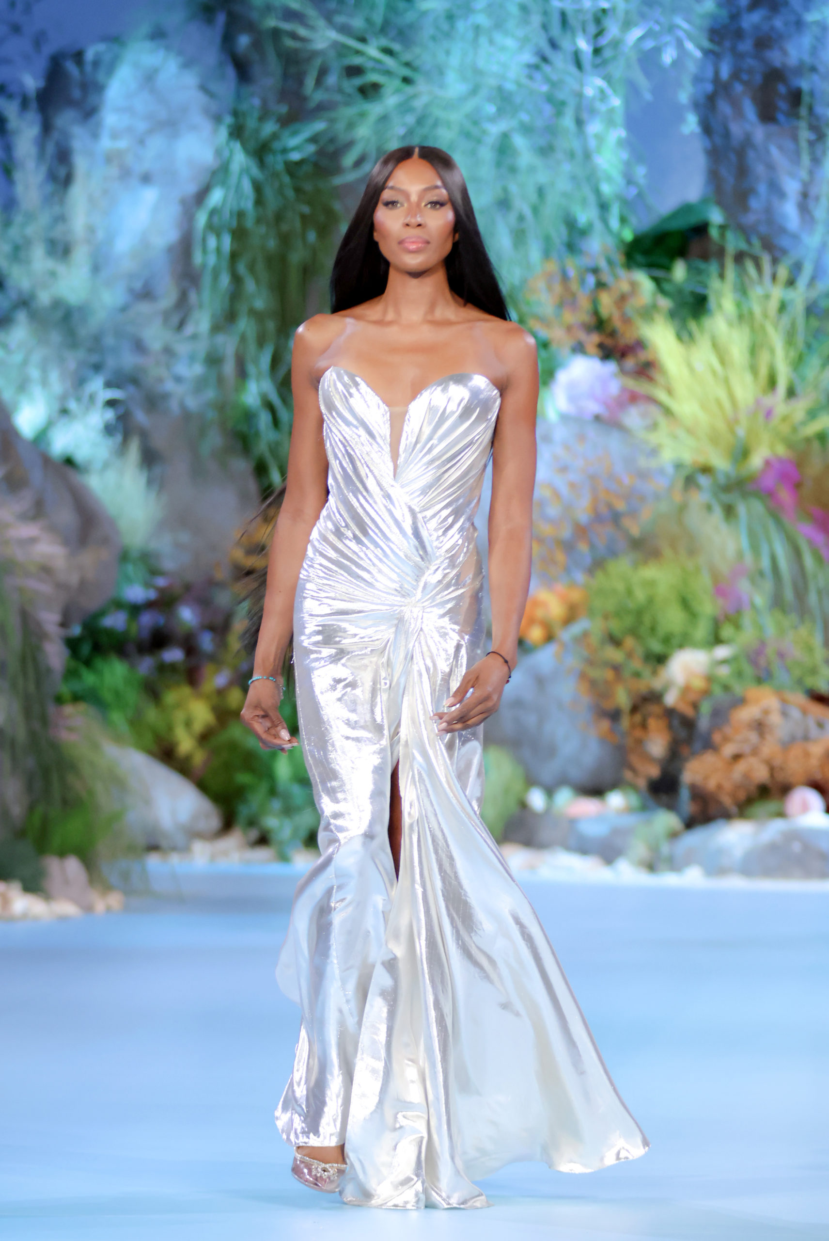 Celia-Kritharioti-SS24-Couture-Collection-in-Paris-Naomi-Campbell-Collection-Deep-Sea-Dn-Africa-Media-Partner