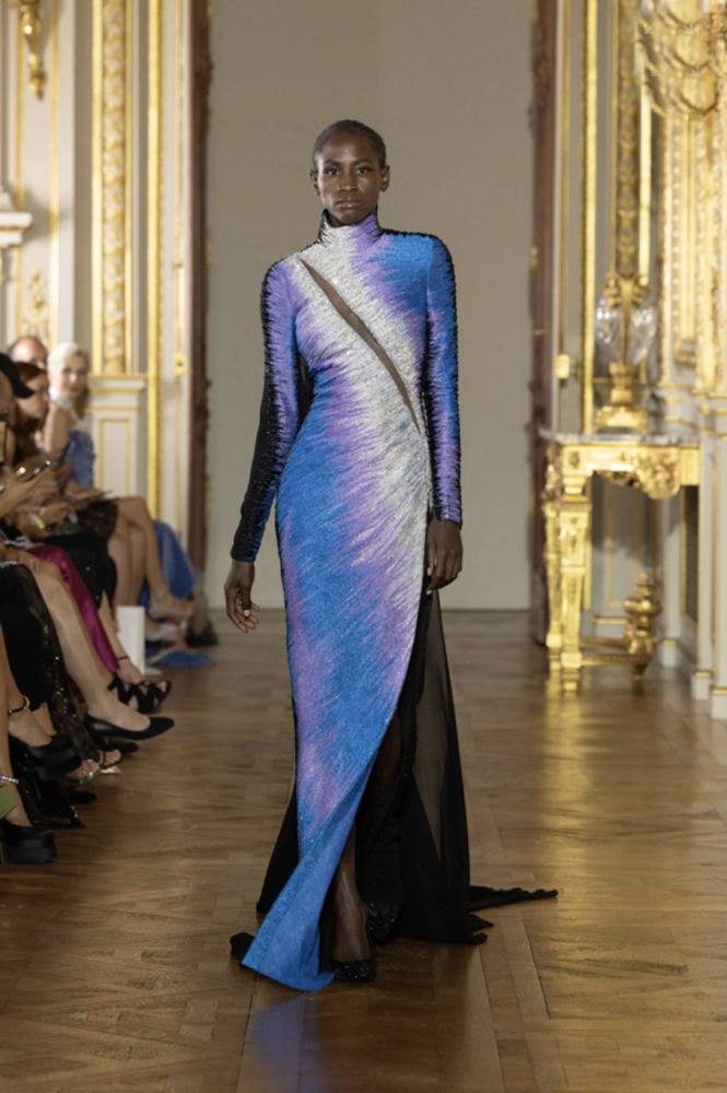 FEUZA DIOUF FOR TONY WARD - PARIS HAUTE COUTURE - FALL 2022 - FHCM OFFICIAL CALENDAR