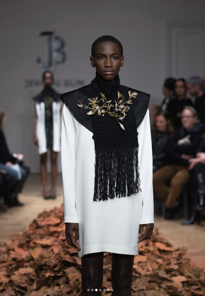 Feuza Diouf Shines at Paris Fashion Week: Jérôme Blin's SS25 'Emergence' Collection" - Seamed collars