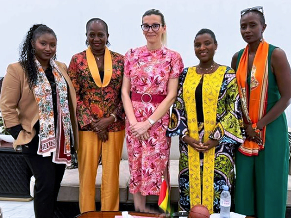 The-Miss-Guinea-Organising-Committee-COOMISGUI-chaired-by-Mrs-Aminata-Diallo-was-received-at-the-Presidency-by-the-patron-of-Miss-Guinea-Her-Excellency-Mrs-Lauriane-DOUMBOUYA