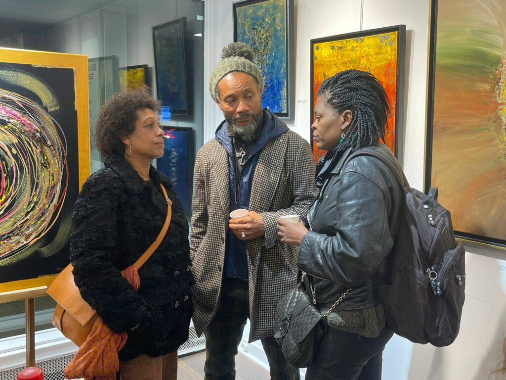 Contemporary French Artist | Abstract Expressionism - Fady FERHI  presents her solo exhibition L’appel de la lumière at the International Art Gallery - Georges LEVY in presence of Georges LEVY, Fady FERHI, Patrick LACHAUD, Amadou THIAM, Jack DJEYIM