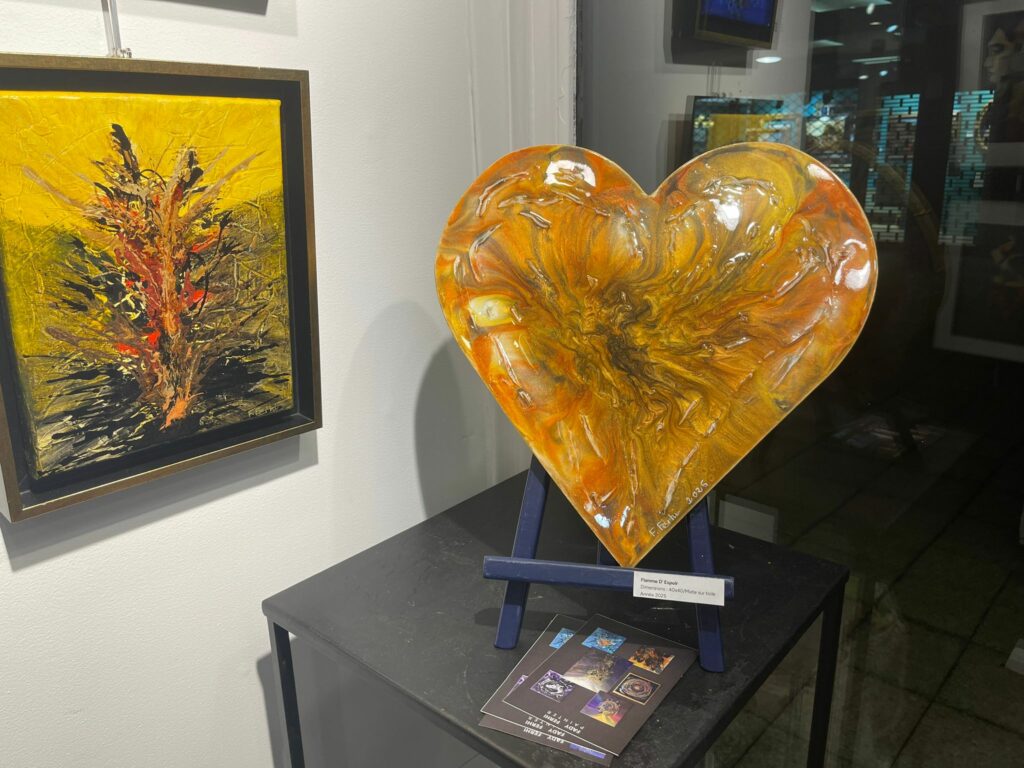 Contemporary French Artist | Abstract Expressionism - Fady FERHI  presents her solo exhibition L’appel de la lumière at the International Art Gallery - Georges LEVY